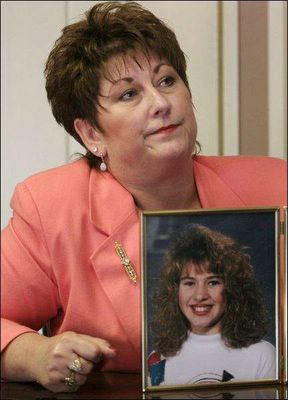 laurie tackett shanda sharer